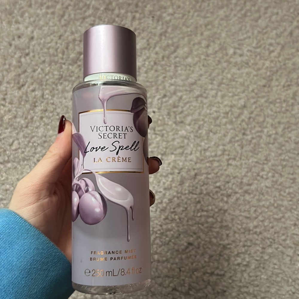 Love spell La Crème